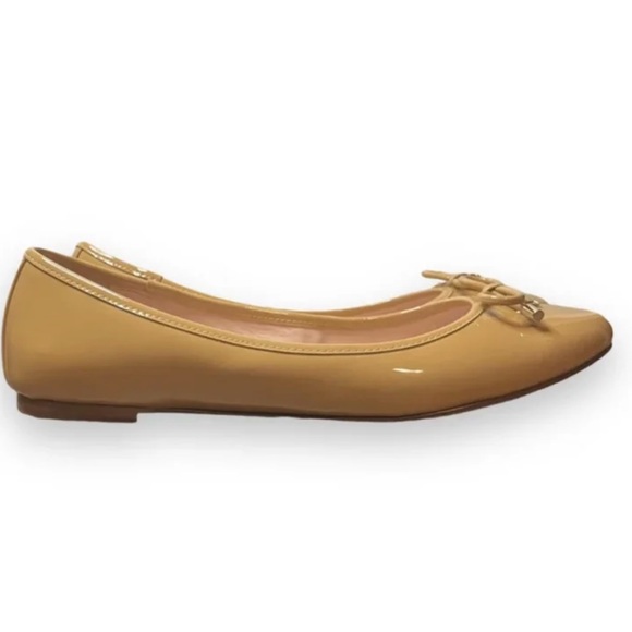 Kate Spade Willa ballet flat in size 10.5, camel color, patent leather. - Picture 2 of 8